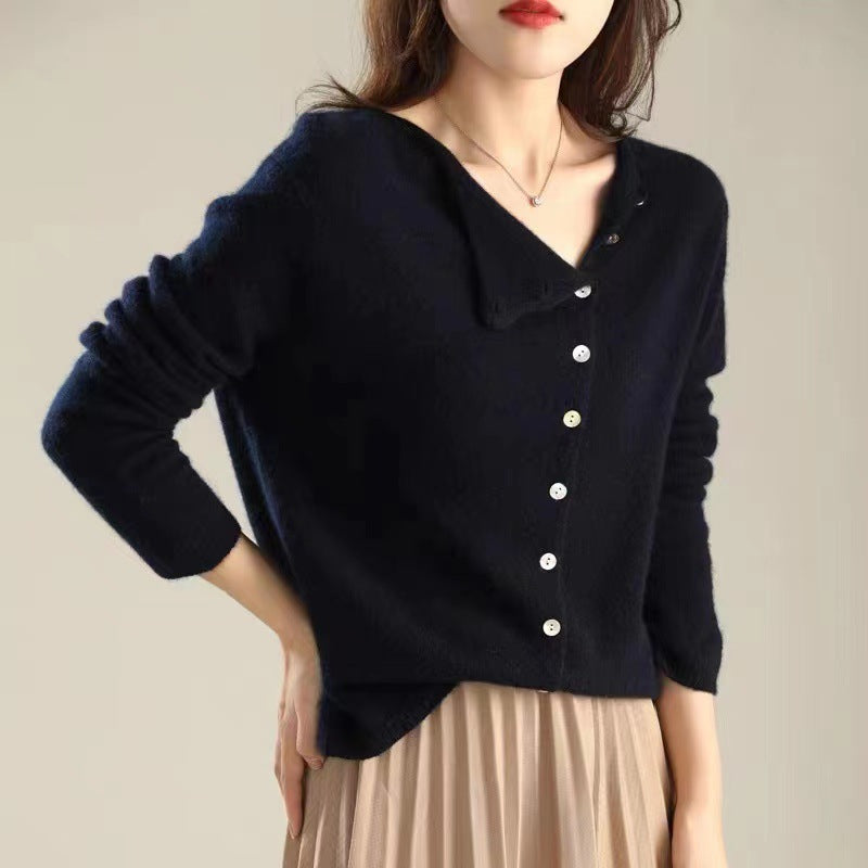 Amélie – Cardigan Tricoté à Boutonnage Simple avec Col Rond Bas, Design Léger et Fin