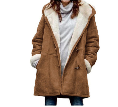 Manteau à Capuche Mi-Long Chantal Précieuse : Élégance et Confort Hivernal