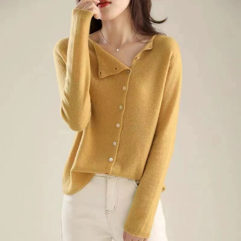 Amélie – Cardigan Tricoté à Boutonnage Simple avec Col Rond Bas, Design Léger et Fin